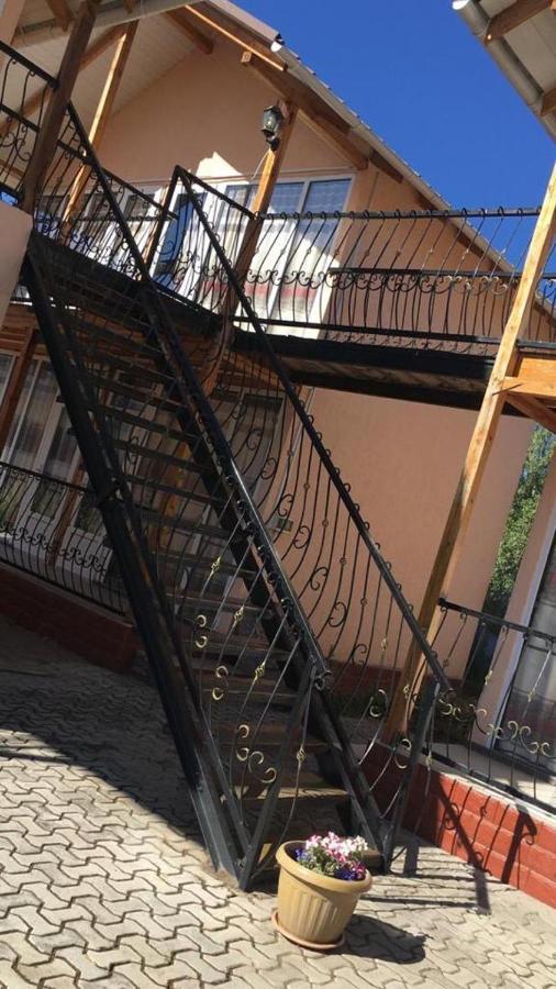 Hotel Гостевой Дом Байтик à Bosteri Extérieur photo